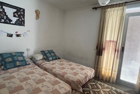 c4f526fd-927b-4f8d-a29d-c942ab405e19