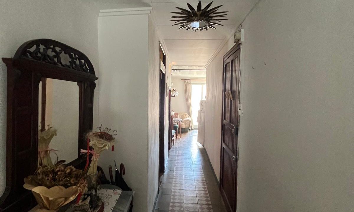 c9390c8e-d617-4a45-9275-c1574c800fbb