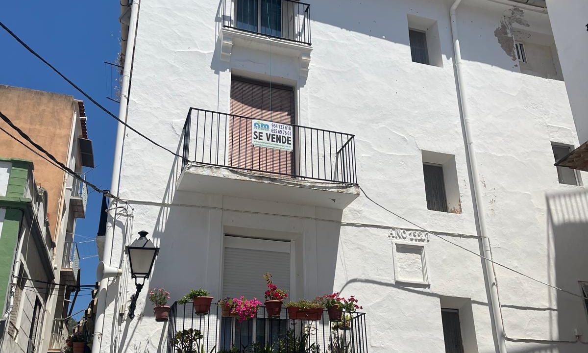 cdc1ba2a-7b17-4f4b-a171-c0311220e5a5