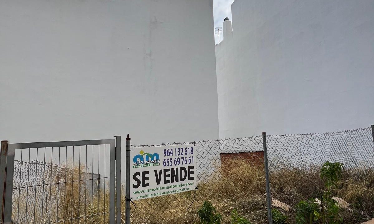 PHOTO-2025-09-08-12-09-03